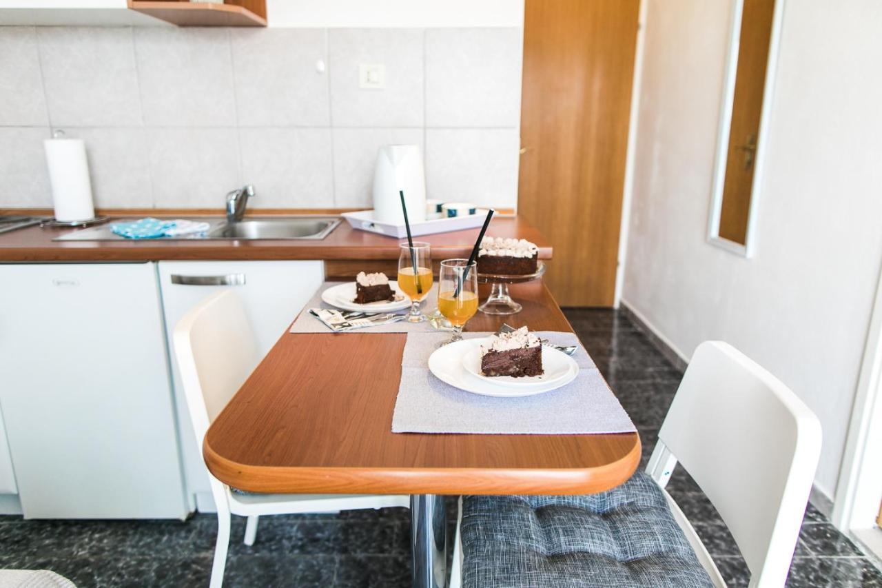 Apartmani Sanja 보디체 외부 사진