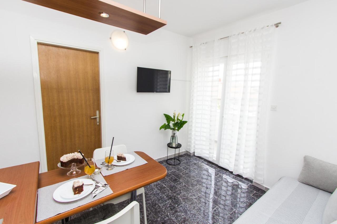 Apartmani Sanja 보디체 외부 사진