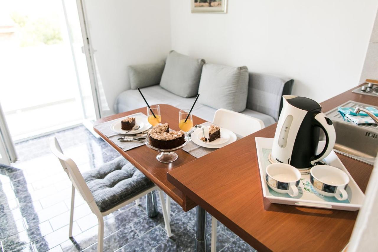 Apartmani Sanja 보디체 외부 사진